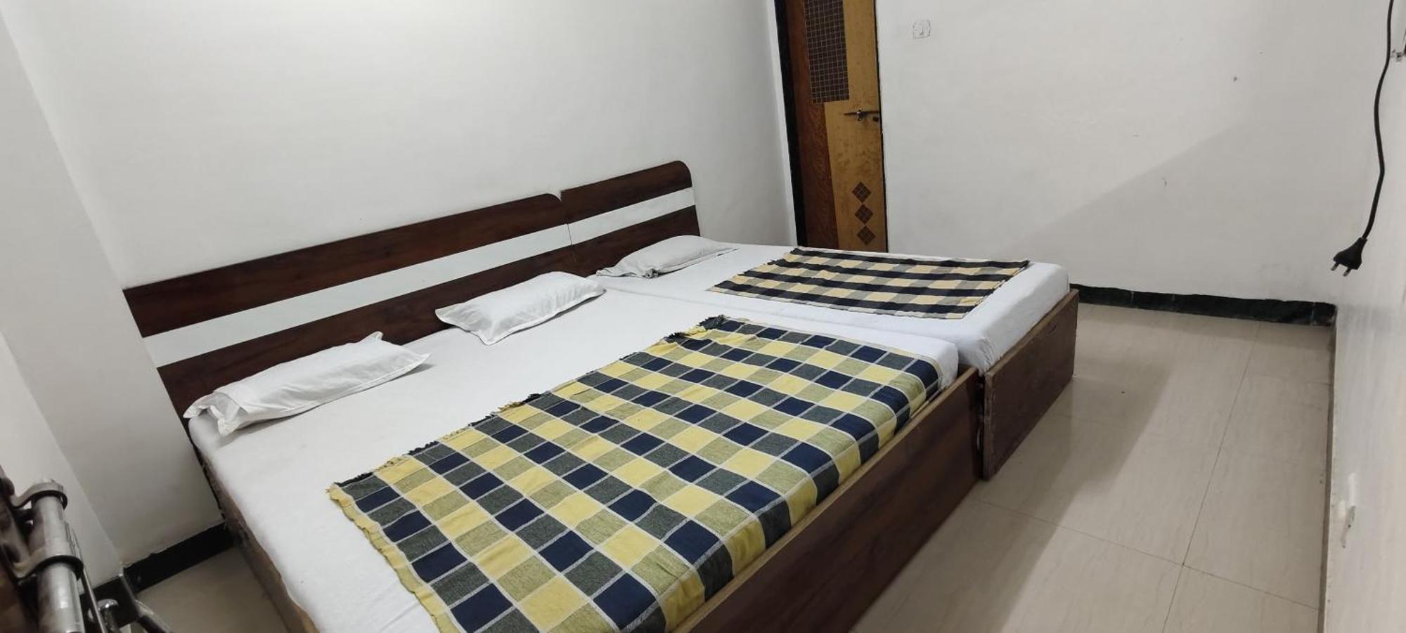 Sai Ganesh Guest House Shirdi Ruang foto